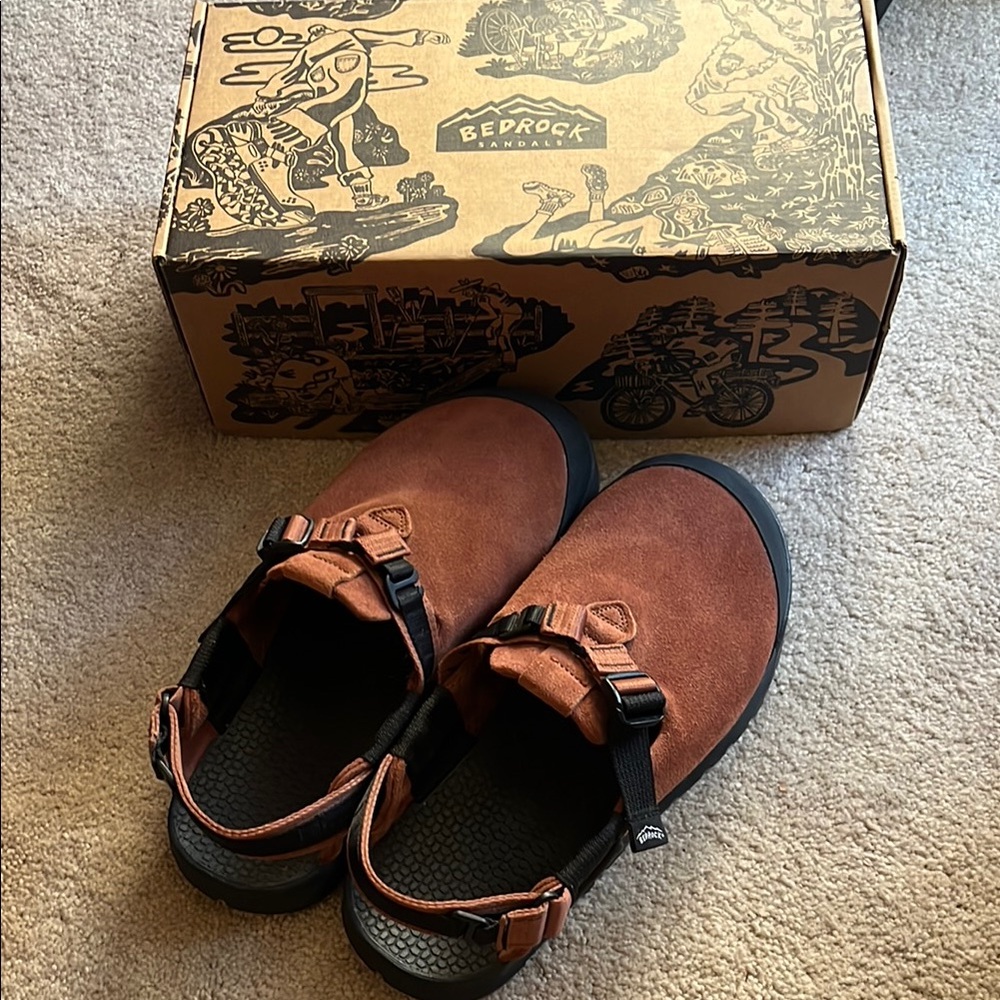 Best selling Bedrock Suede Leather Mountain Clog in Clay M-10 W-11